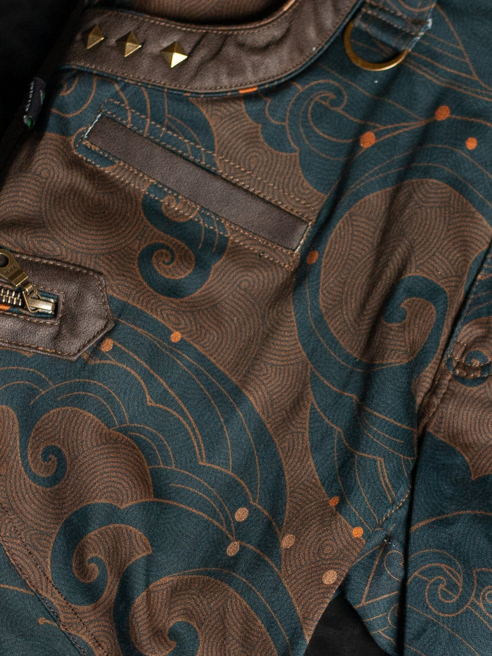 Flying Short Men / Bio Farms Organic Twill / Fake Leather Patches - SHOGUNSEA